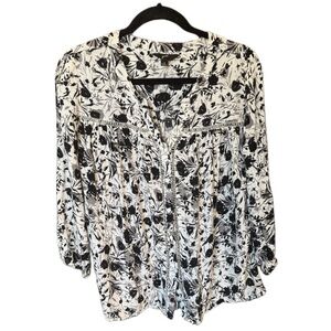 GNW Monochrome Floral button down Blouse